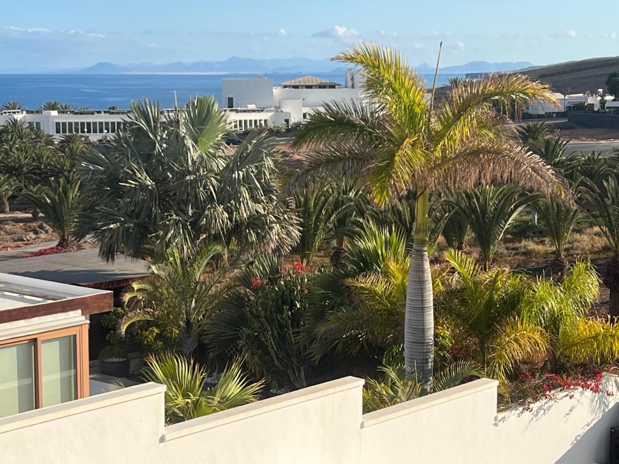 Villa Dedalos - A Luxury Large Villa With A Heated Pool In Puerto Calero Luaran gambar
